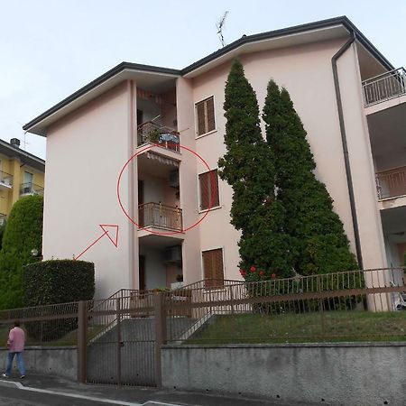 Ferienwohnung Monolocale A Peschiera Del Garda Vista Lago Exterior foto